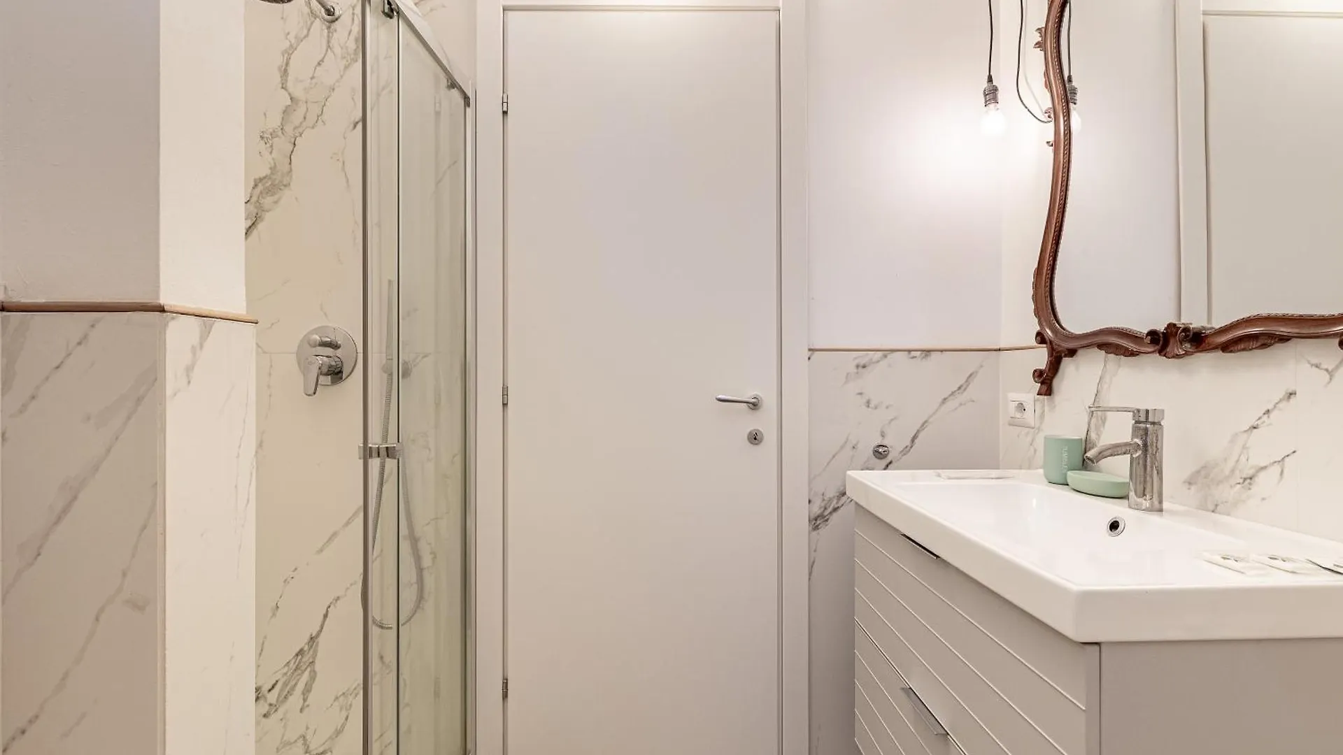 Casa Menabrea - 1 Min Dalla Metro Milano Italien