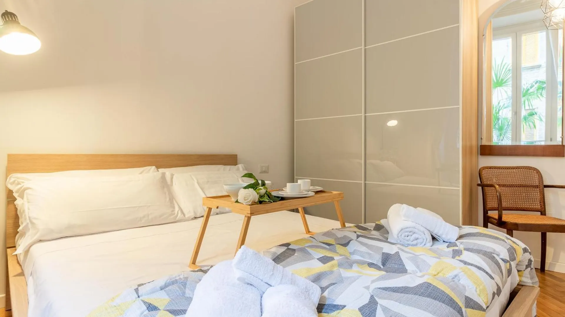 Lägenhet Casa Menabrea - 1 Min Dalla Metro Milano
